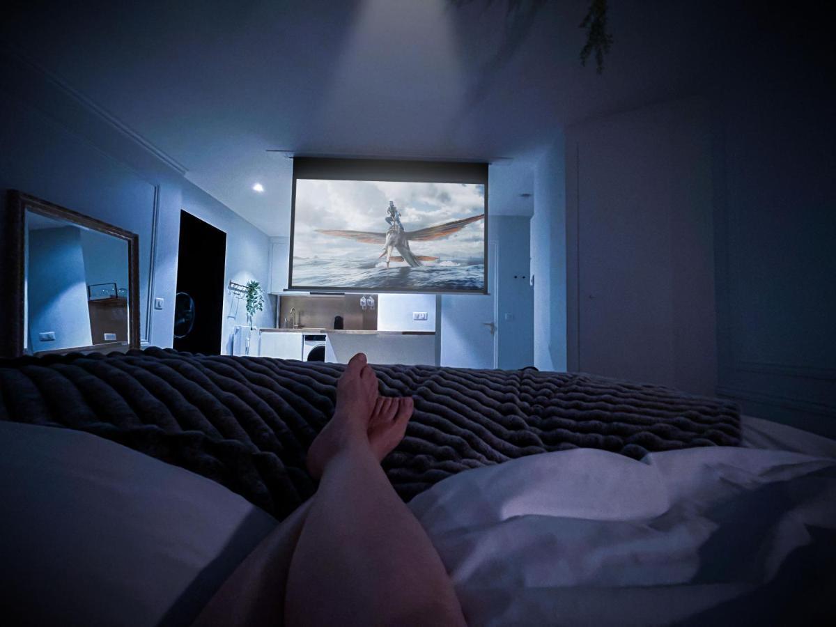 شقة Le Petit Luxe - Hypercentre, Cinema, King Size تروي المظهر الخارجي الصورة